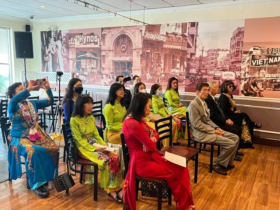 This image has an empty alt attribute; its file name is 51.jpg